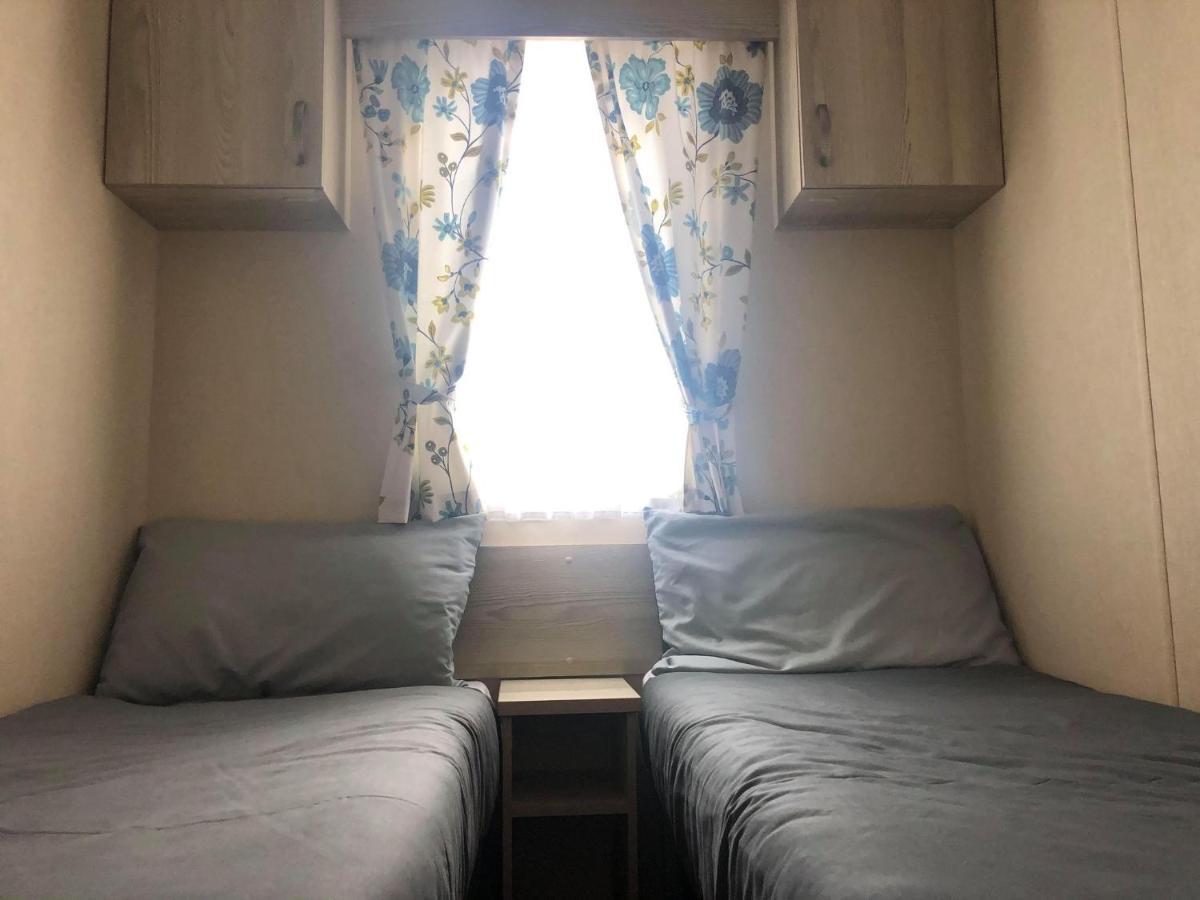 Spruce Deluxe Holiday Home Mablethorpe Extérieur photo